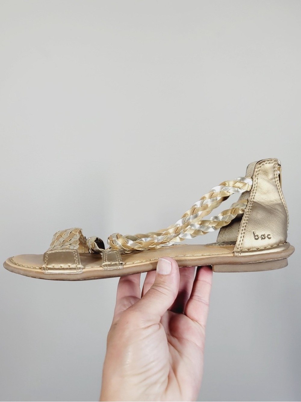 b.o.c. MACADONIA Gold Braided Strappy Flat Sandals for Women, Size 9